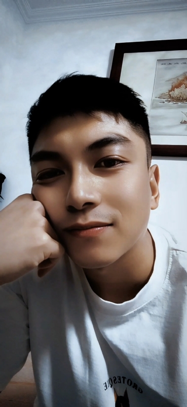 正直的火焰的第二张照片--通化交友中心